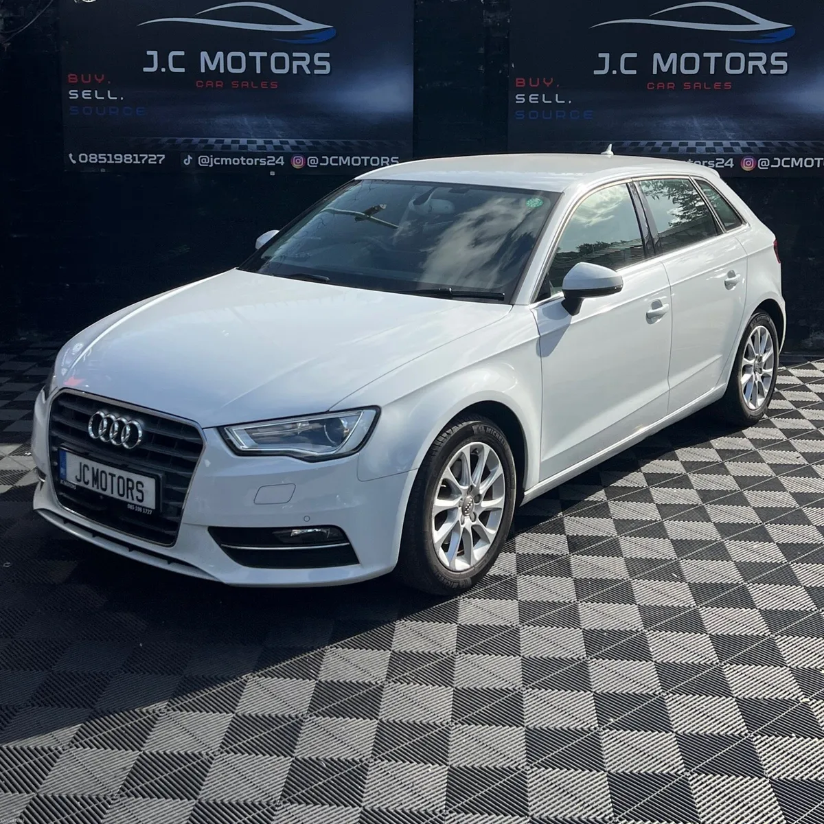 132 Audi A3 TFSI (Automatic) - Image 3