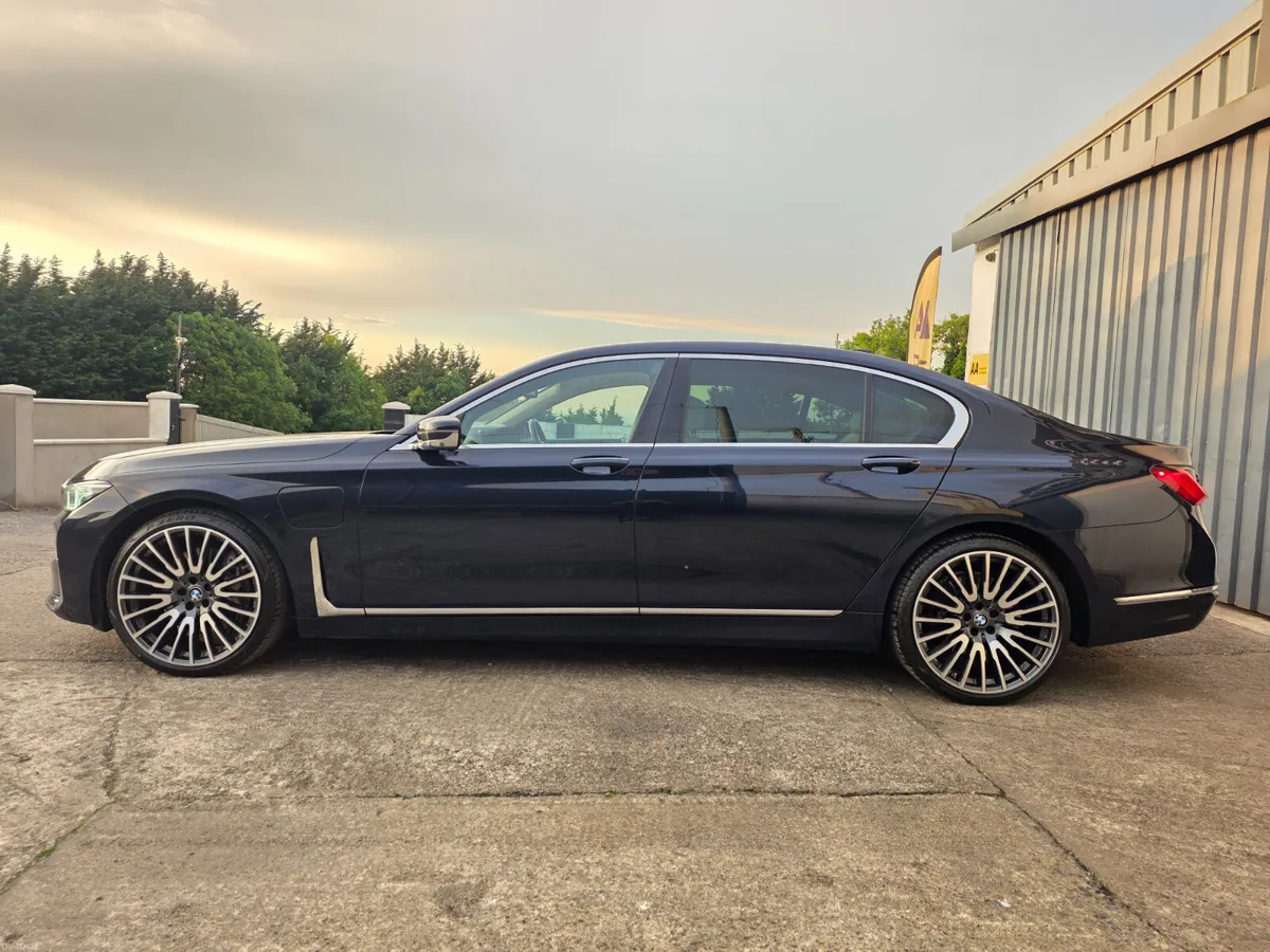 2020 BMW 745LE * LONG WHEELBASE * NEW SHAPE * - Image 5