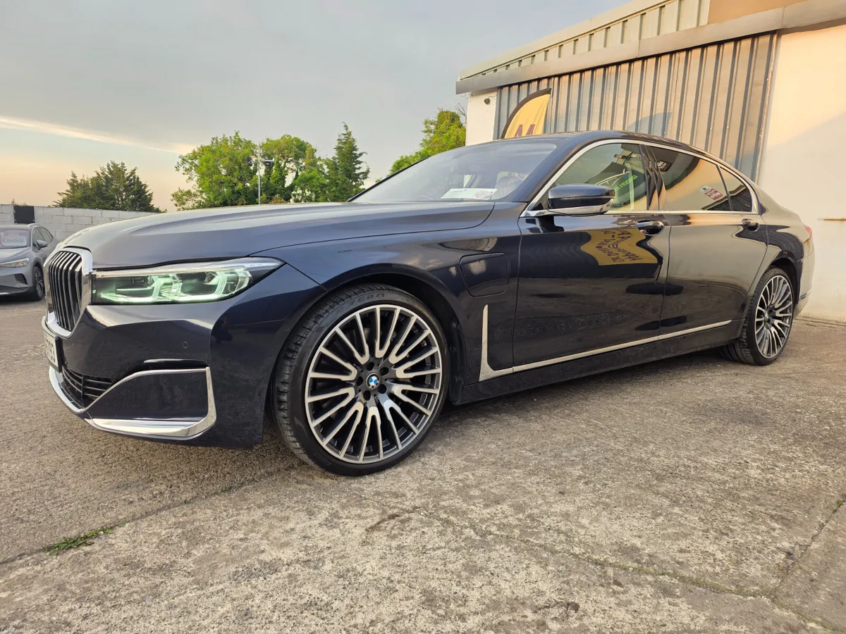 2020 BMW 745LE * LONG WHEELBASE * NEW SHAPE * - Image 3