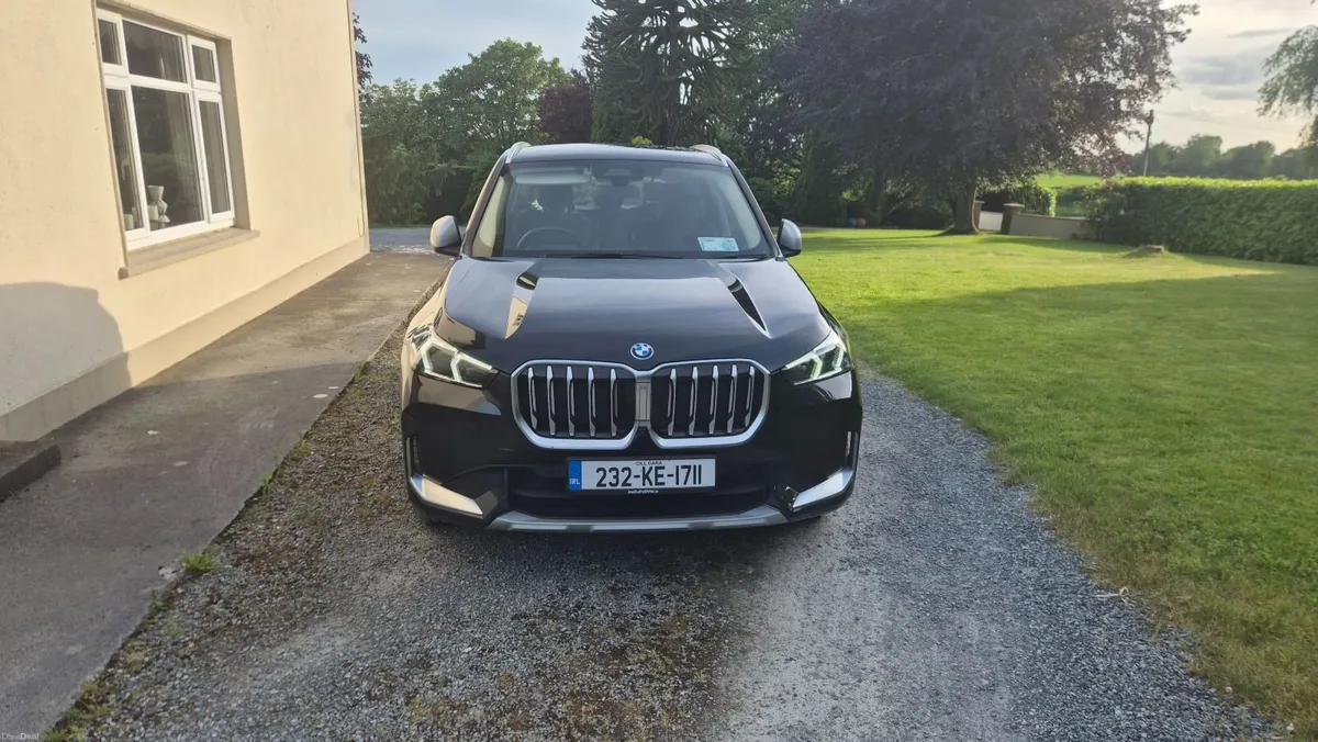 2023 BMW X1 xDrive25e xLine | Plug-in Hybrid - Image 1