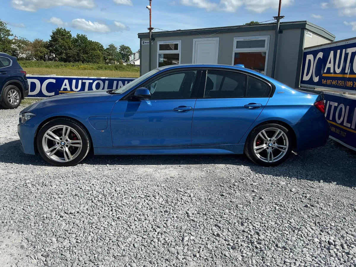 2017 BMW 330e PETROL HYBRID M SPORT AUTOMATIC - Image 5