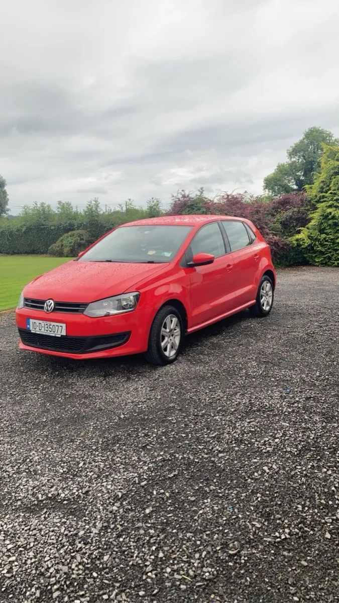 Volkswagen Polo 2010 - Image 2