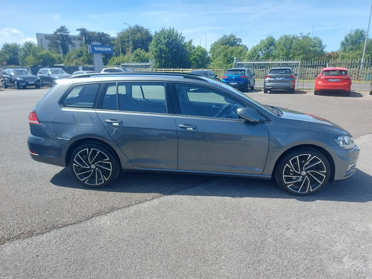 Volkswagen Golf CL 1.6 TDI MANUAL 5SPEED 115 4DR C - Image 6