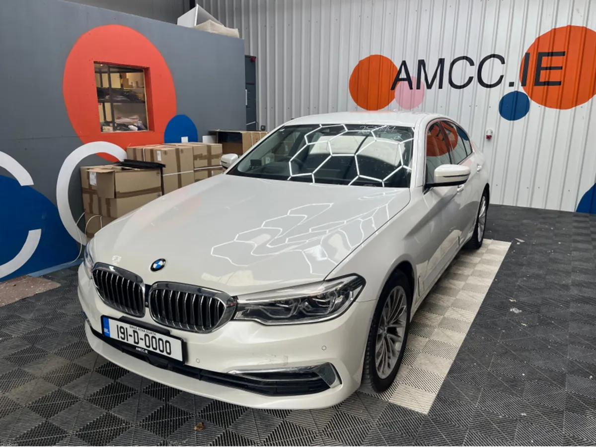 BMW 5-Series 2019 BMW 523D LUXURY 2.0 AUTOMATIC / - Image 4