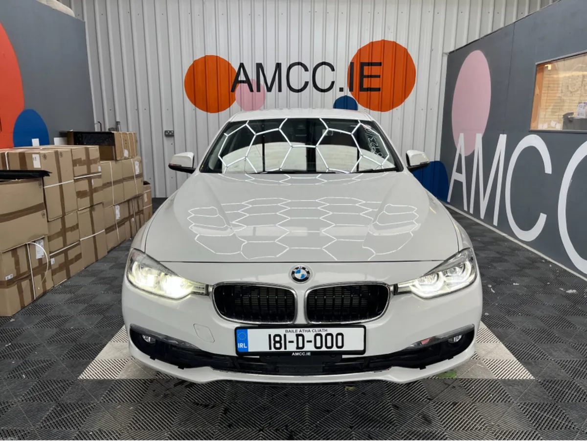 BMW 3-Series 2018 BMW 320D LUXURY 2.0 AUTOMATIC / - Image 6