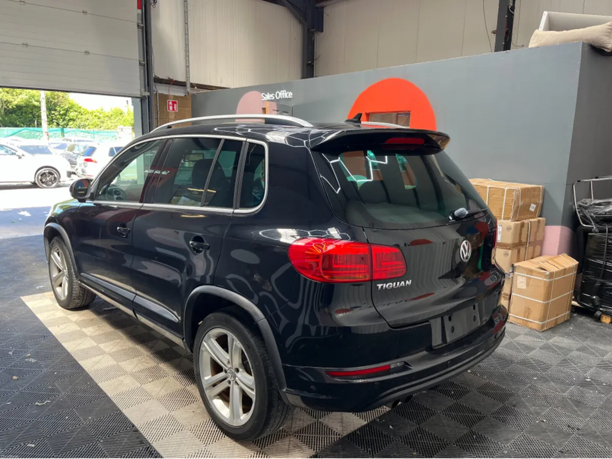 Volkswagen Tiguan 2013 VOLKSWAGEN TIGUAN TSI BLUEM - Image 4