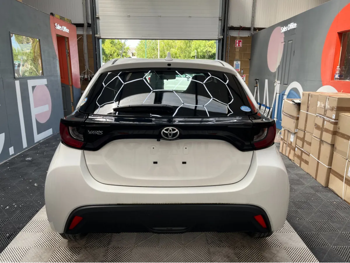 Toyota Yaris 2021 TOYOTA YARIS X 1.0 AUTOMATIC / R - Image 3