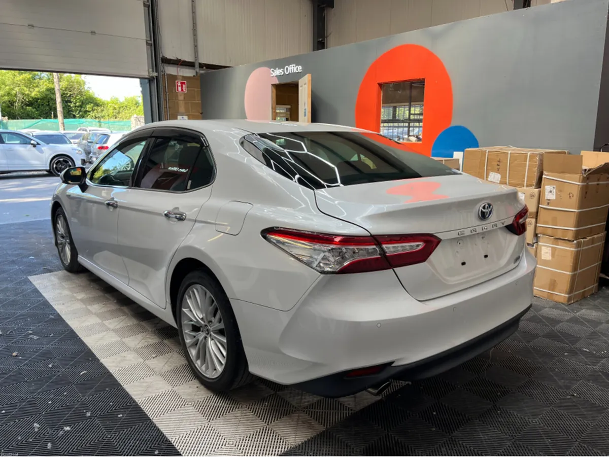 Toyota Camry 2019 TOYOTA CAMRY G 2.5 AUTOMATIC / C - Image 4