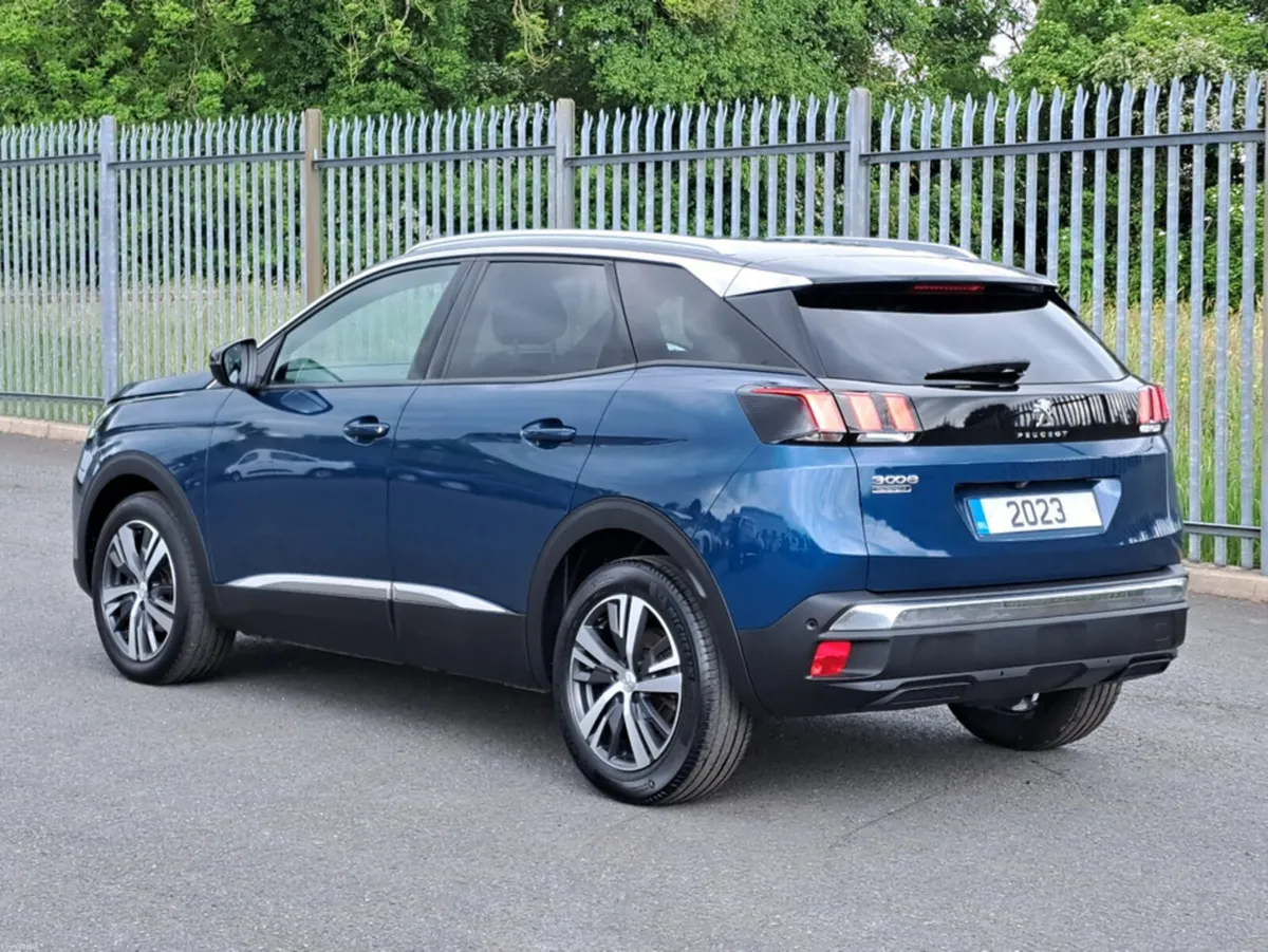Peugeot 3008 ALLURE PREMIUM 1.5TD 130BHP 8 SPEED A - Image 5