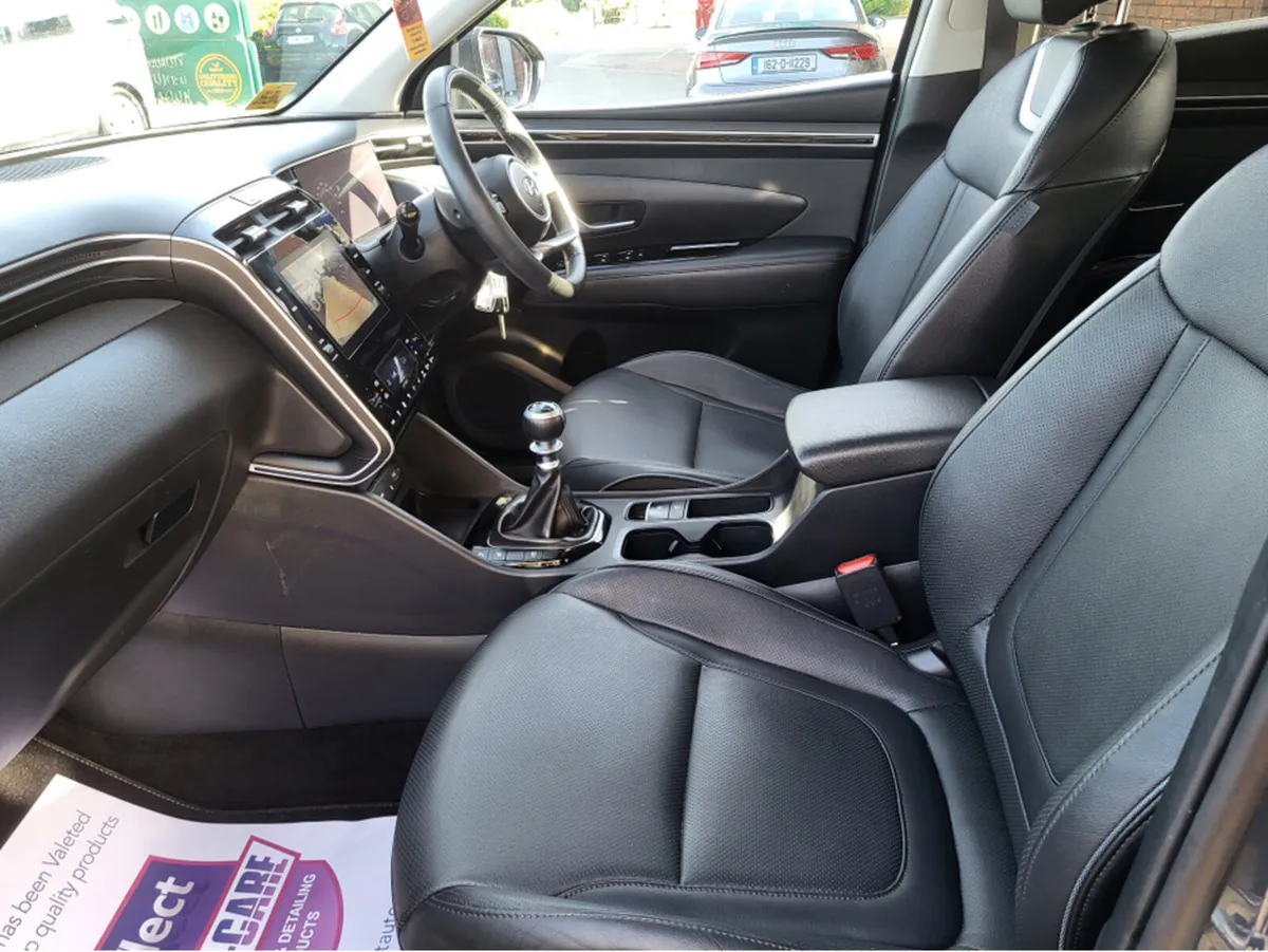 Hyundai Tucson EXECUTIVE 5DR - Image 3