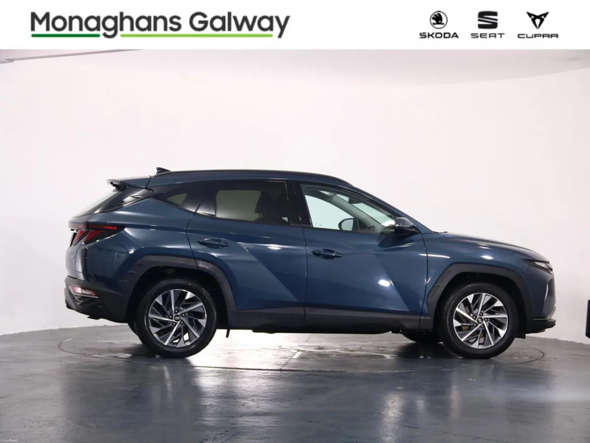 Hyundai Tucson IX35 EXECUTIVE 5DR - Image 3