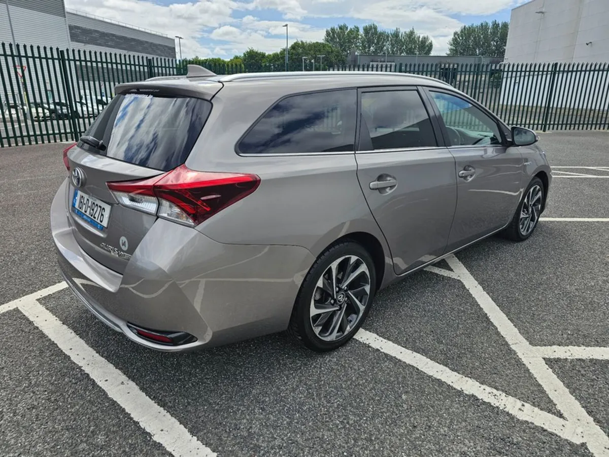 Toyota Auris PETROL HYBRID, SOL MODEL, IRISH CAR, - Image 3