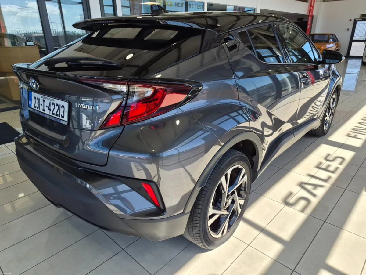 Toyota C-HR HYBRID SPORT BI-TONE 4DR - Image 3