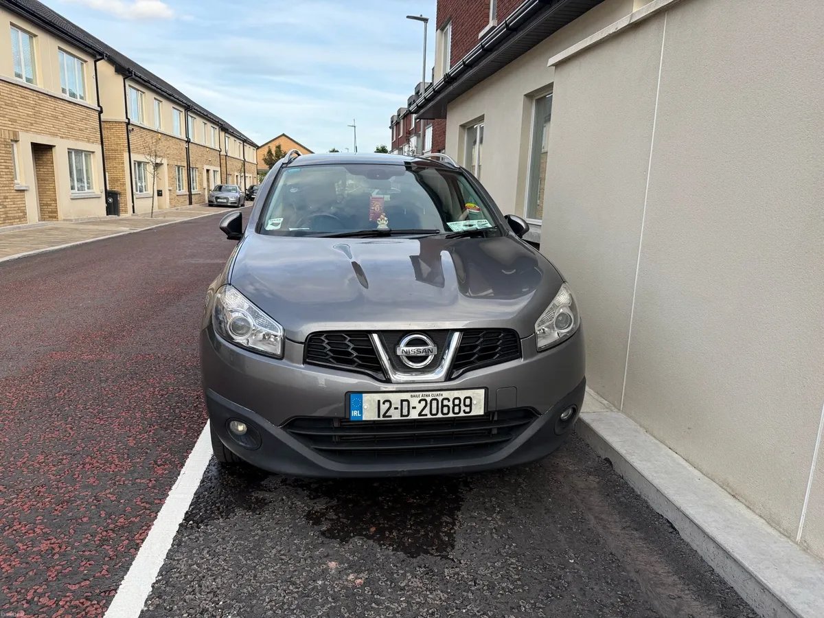 Nissan Qashqai + 2, seven seater, silver grey - Image 4