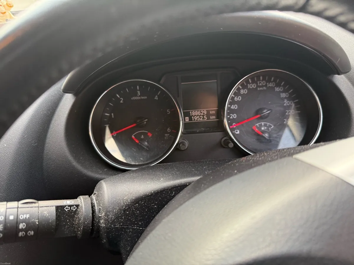 Nissan Qashqai + 2, seven seater, silver grey - Image 6