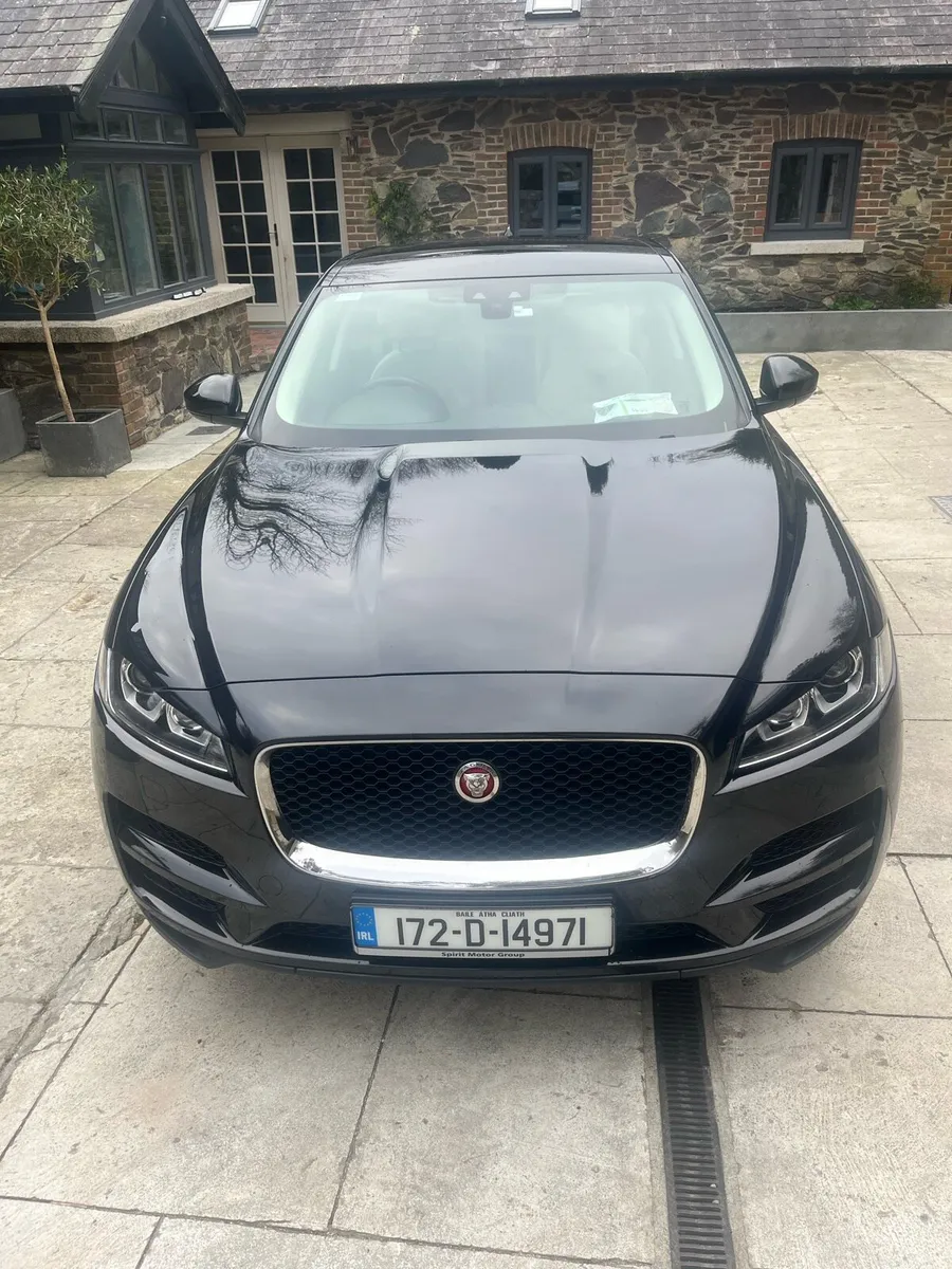 Jaguar F Pace - Image 2