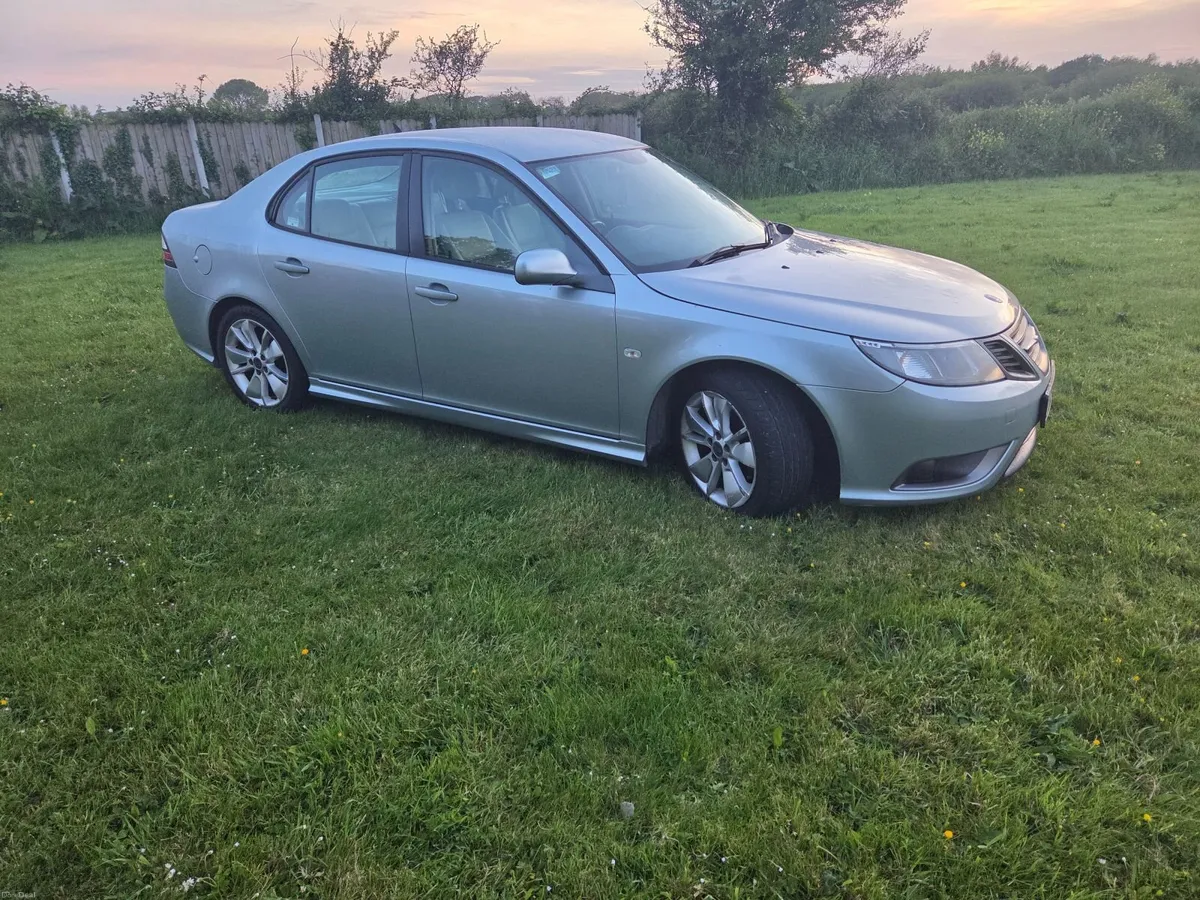 Saab 9-3 2010 - Image 1