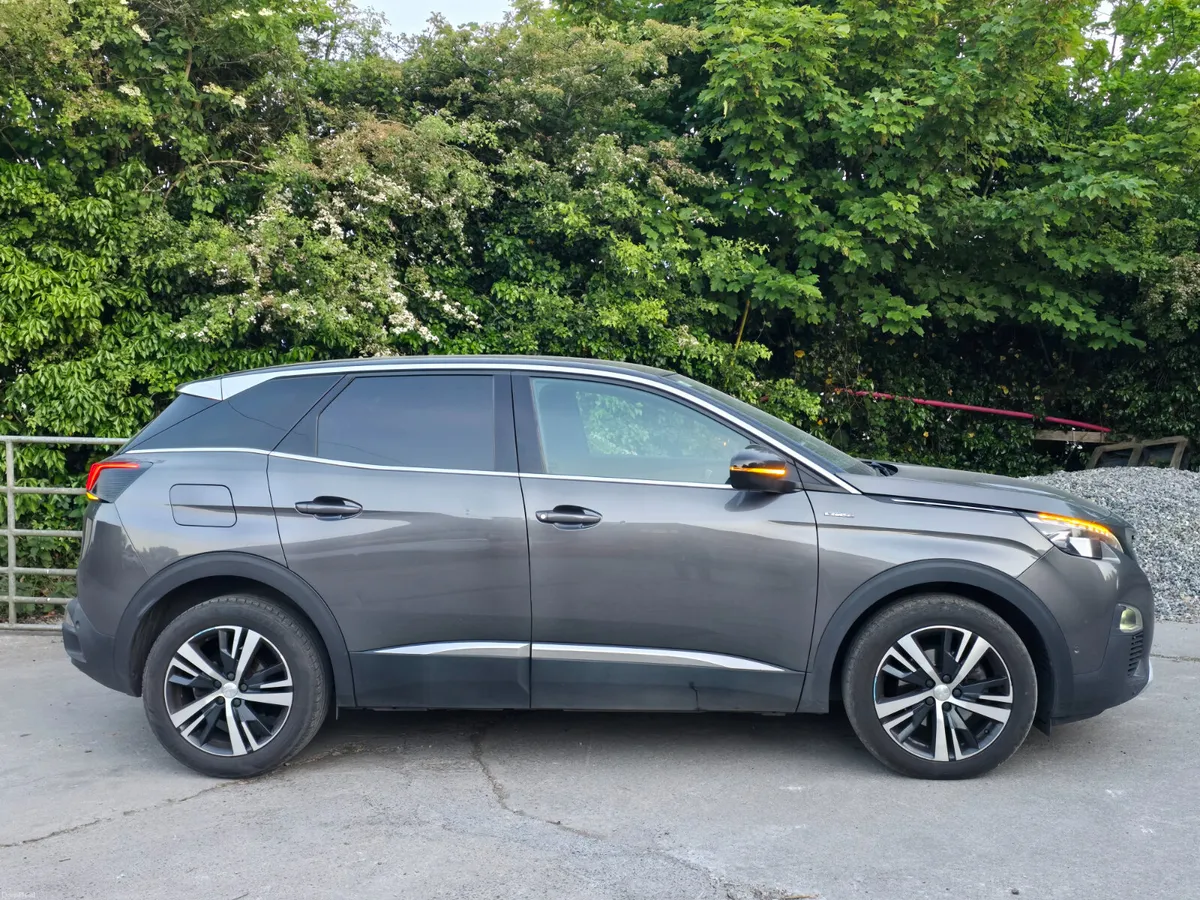 €8990 Peugeot 3008 2018 petrol ⛽️ 1.2L €8990 - Image 2