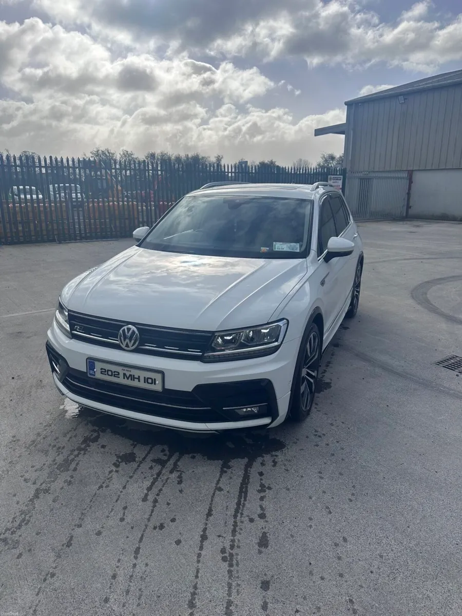 R-Line Tiguan - Image 2