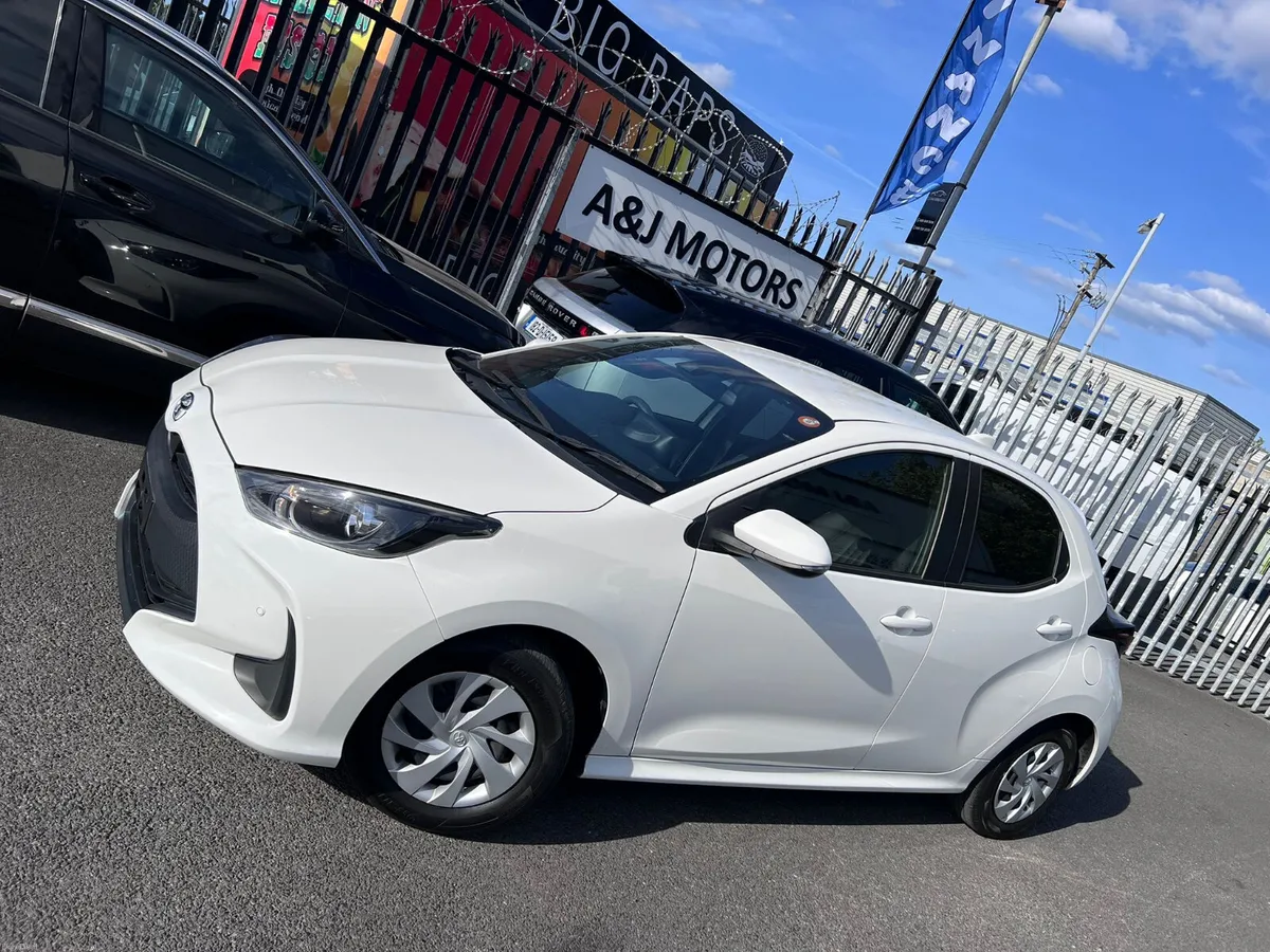 2021 TOYOTA YARIS 1.0 AUTOMATIC - Image 2