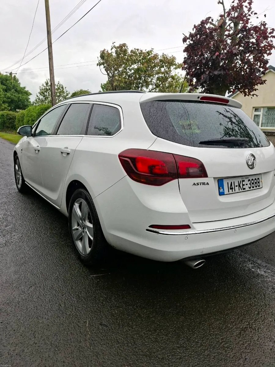 OPEL ASTRA ESTATE SRI 2014 NEW NCT ONLY 150KM - Image 3