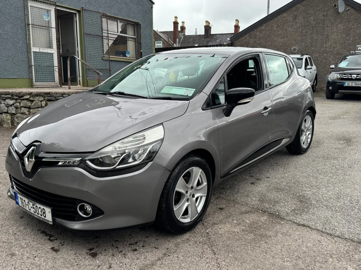 Renault Clio Ideal starter car - Image 3