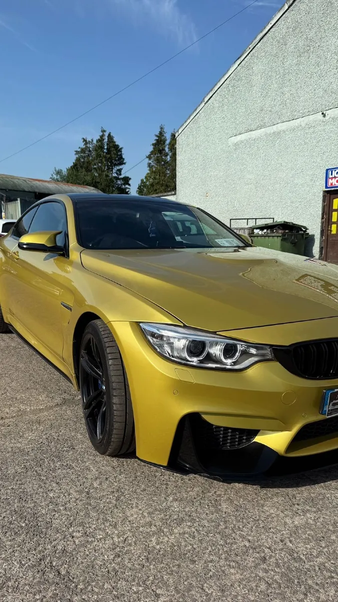 BMW M4 2016 - Image 2