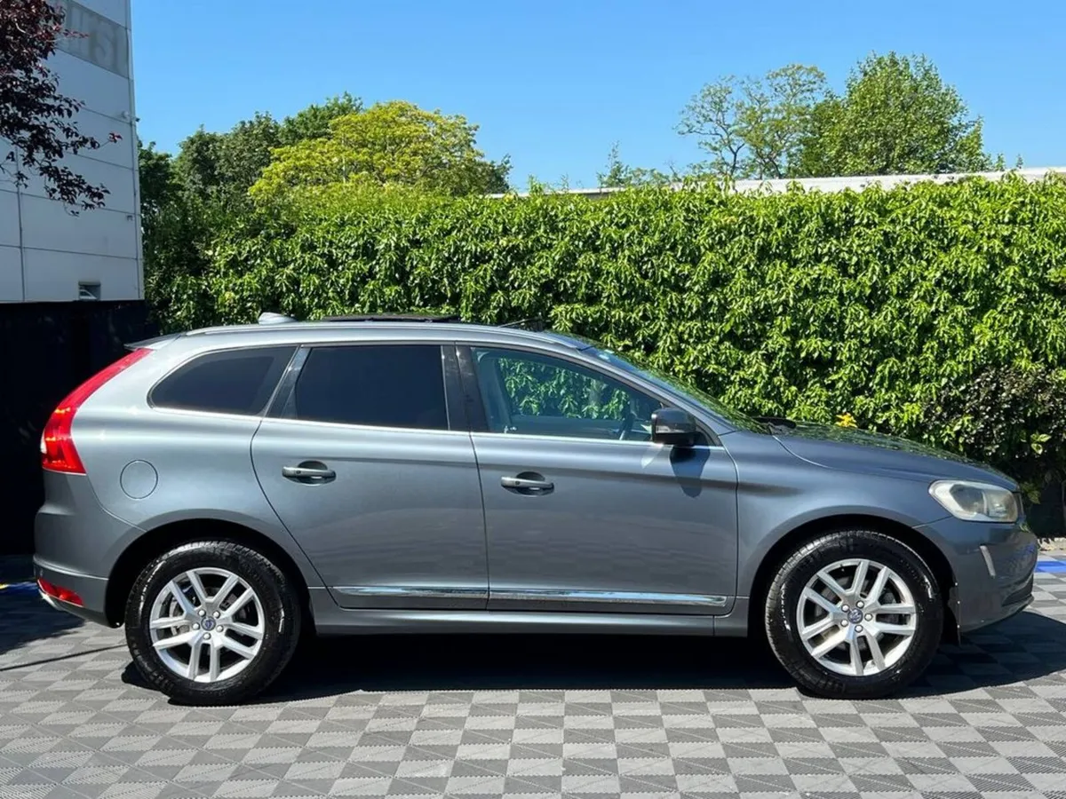 Volvo XC60 CLASSIC D4 2.0 D // LOW MILEAGE // OPEN - Image 3