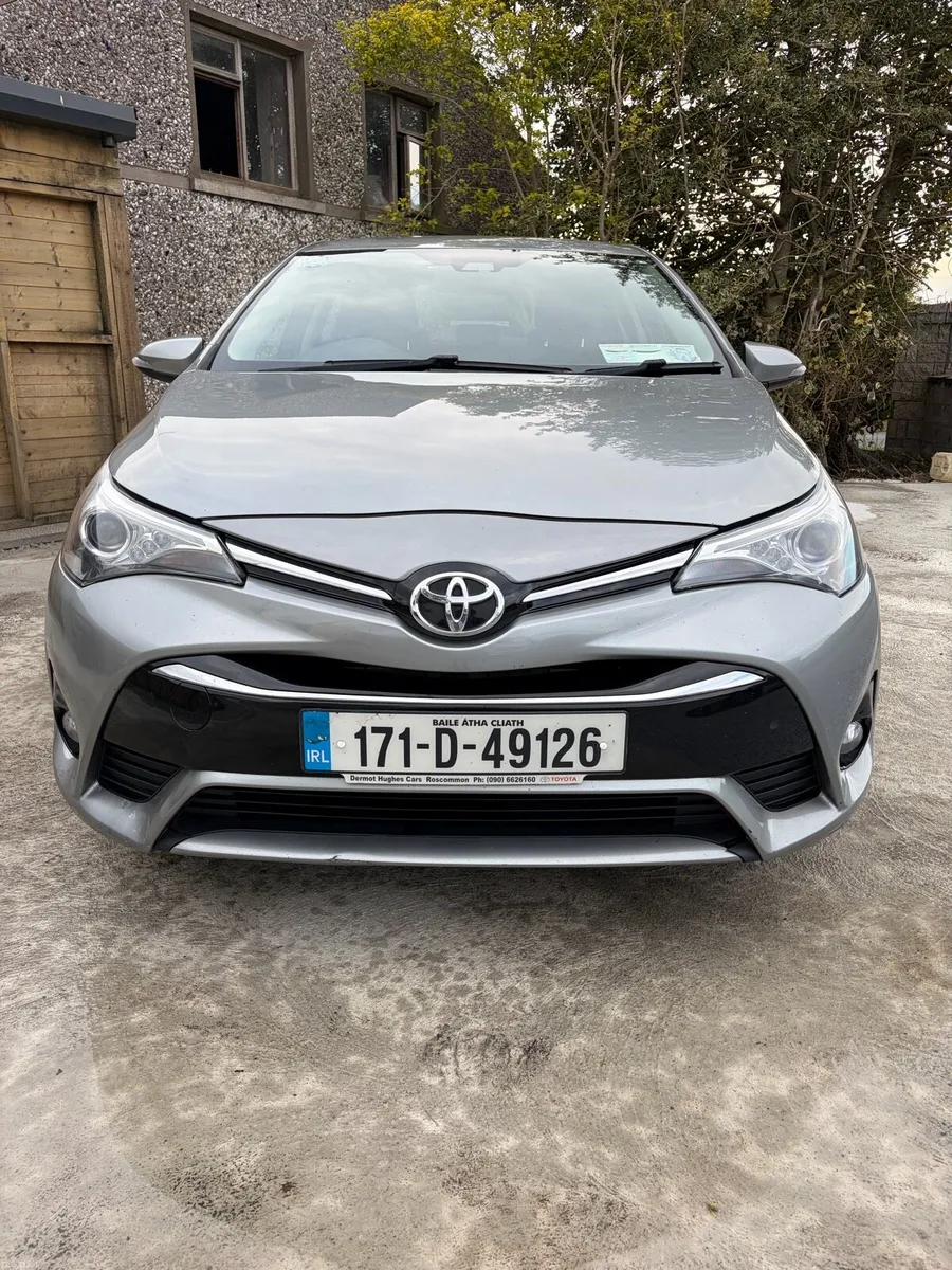 2017 Toyota Avensis - Image 2