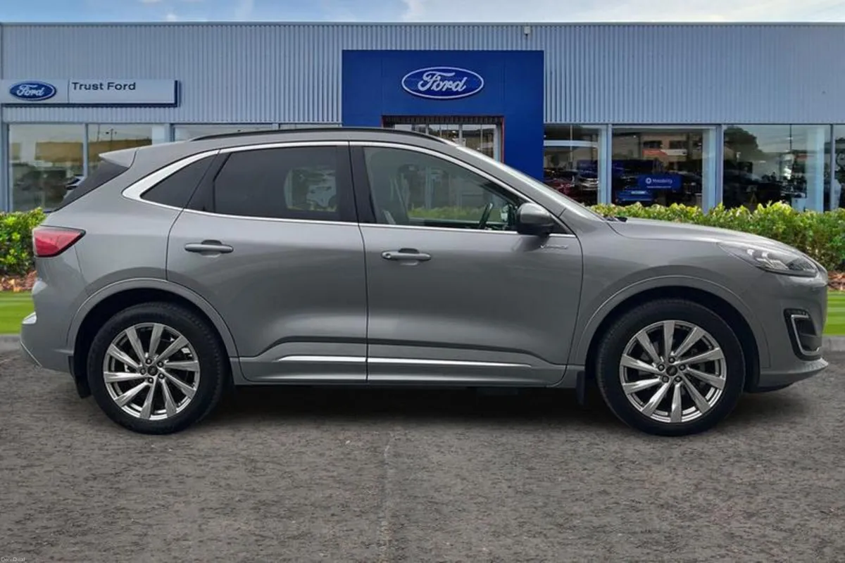 Ford Kuga Vignale - Image 3