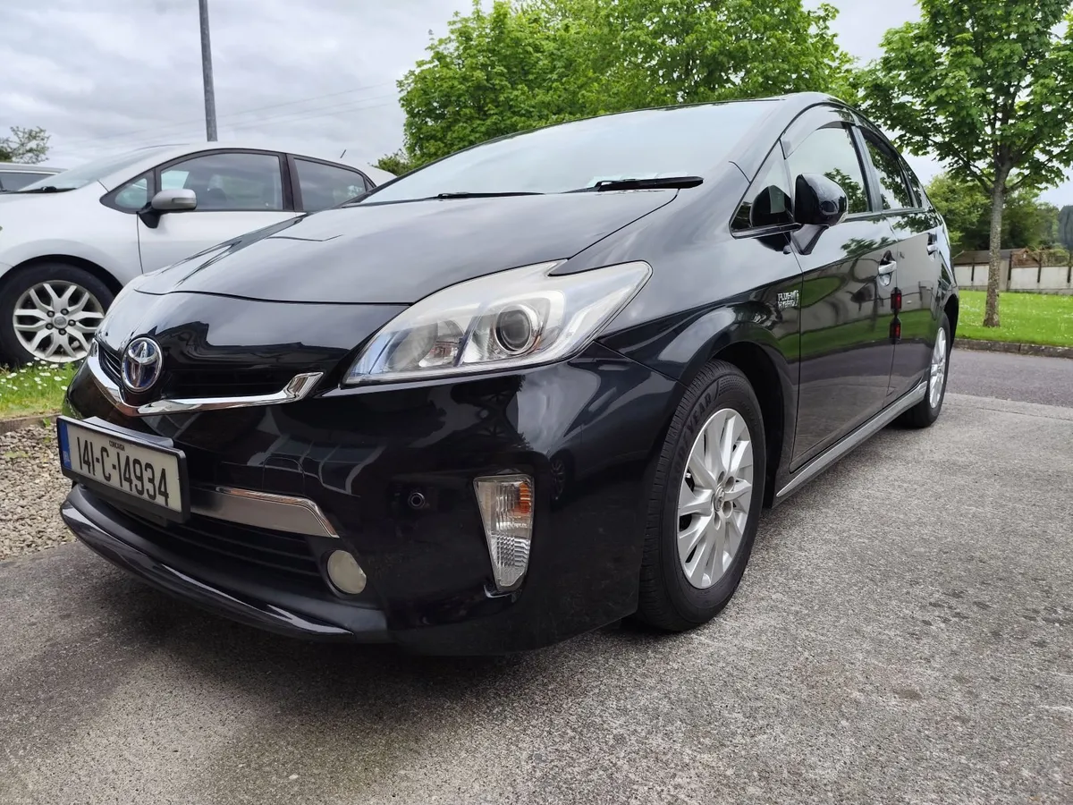2014 Toyota Prius Plug- In!1Owner!New NCT! - Image 1