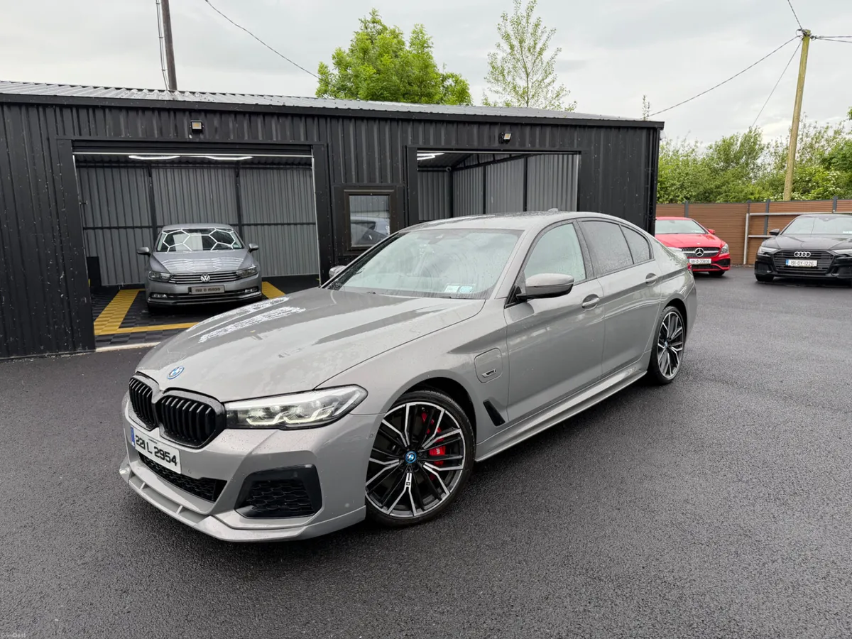 BMW 545e M-Sport Xdrive  2022 394Bhp!! - Image 1