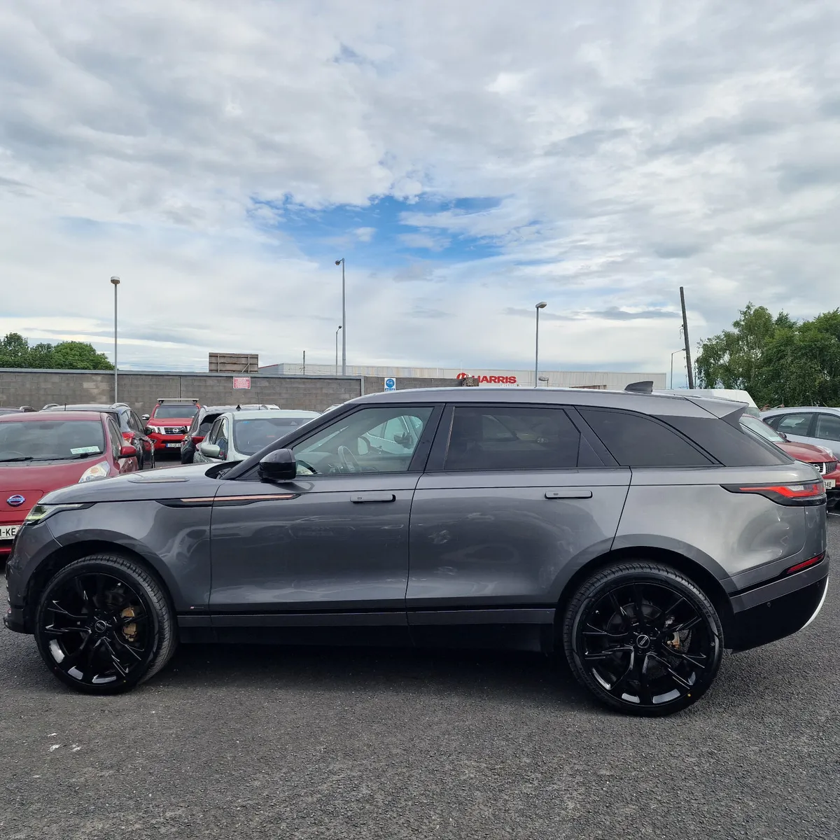 Land Rover Range Rover Velar 2017 - Image 4