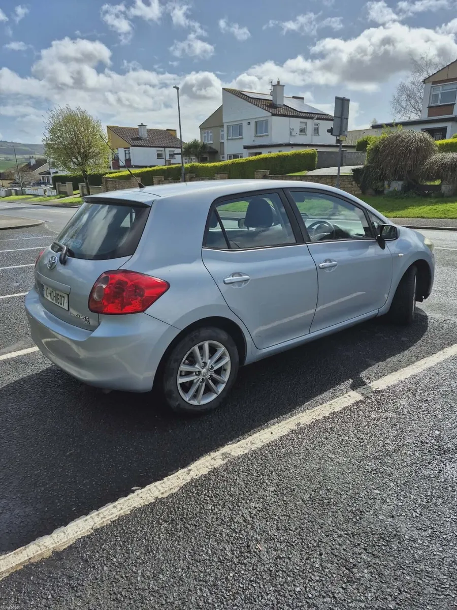 Toyota Auris 2010 - Image 3