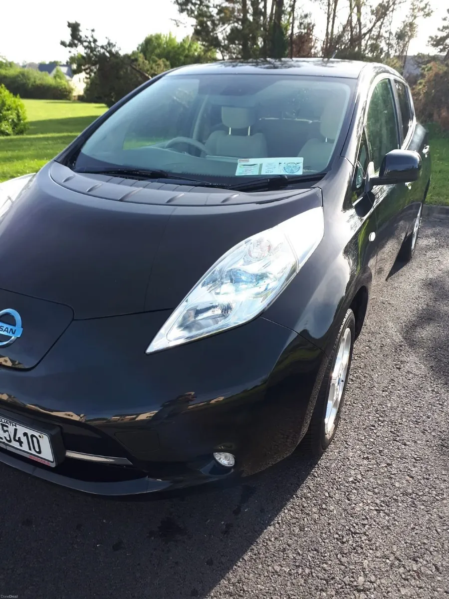 Electric Nissan Leaf 2013 - Image 2