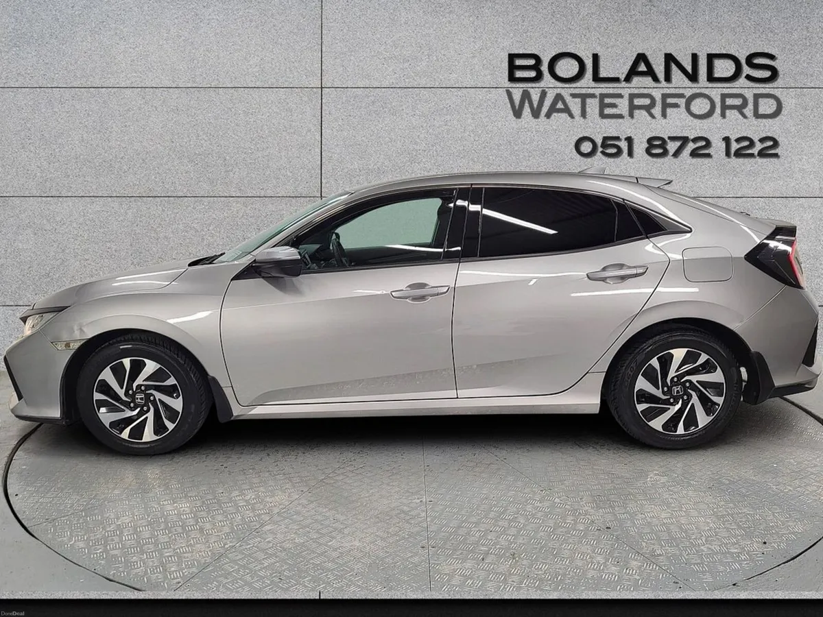 Honda Civic 1.6 i-DTEC Smart 9AT - Image 3