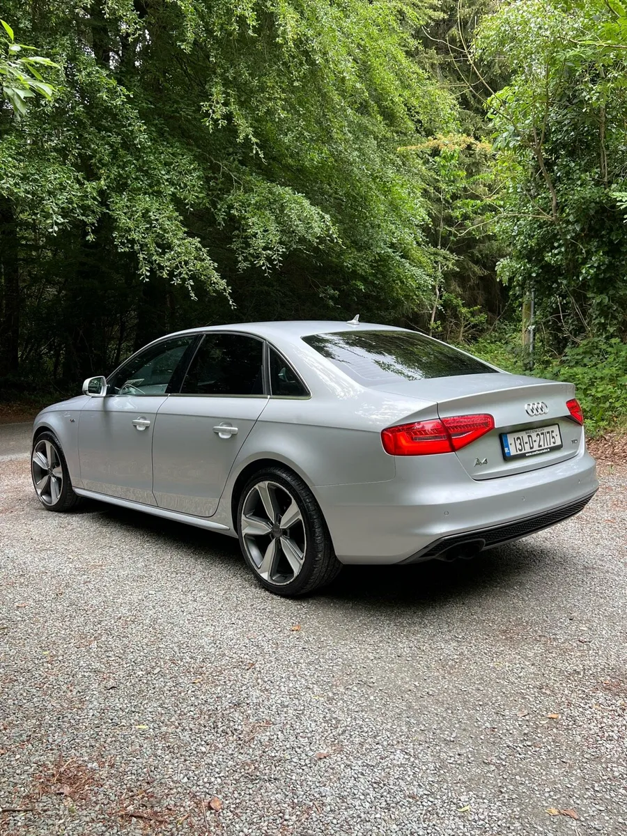 131 AUDI TDI 2.0 S-LINE  BLACK EDITION - Image 4