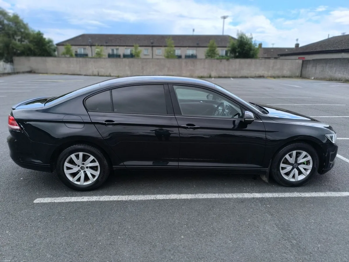 2015 VW Passat1.6 TDi Bluemotion NCT 09/26 - Image 3