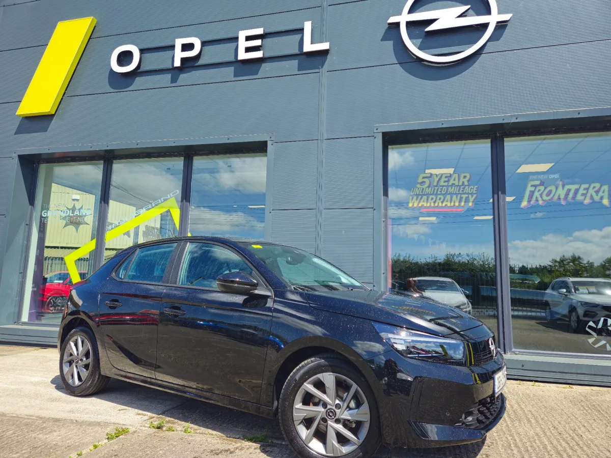 Opel Corsa 1.2 Elegance - Image 1