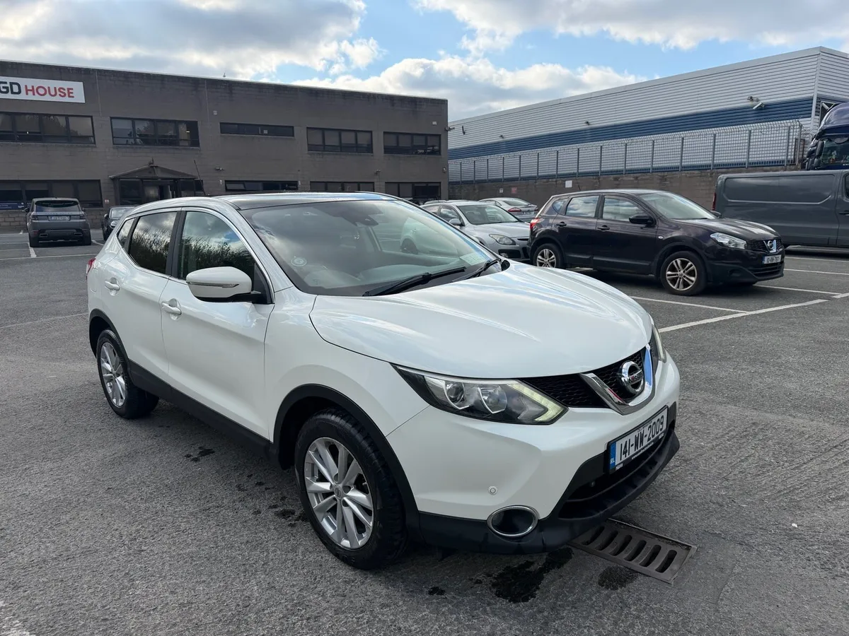 Nissan qashqai 2014 High spec manwal new nct - Image 2