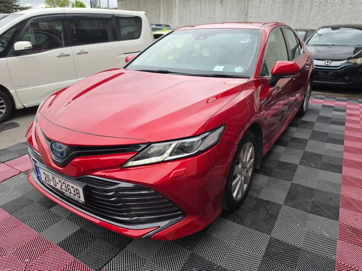 2021 TOYOTA CAMRY low kms 89K - Image 3