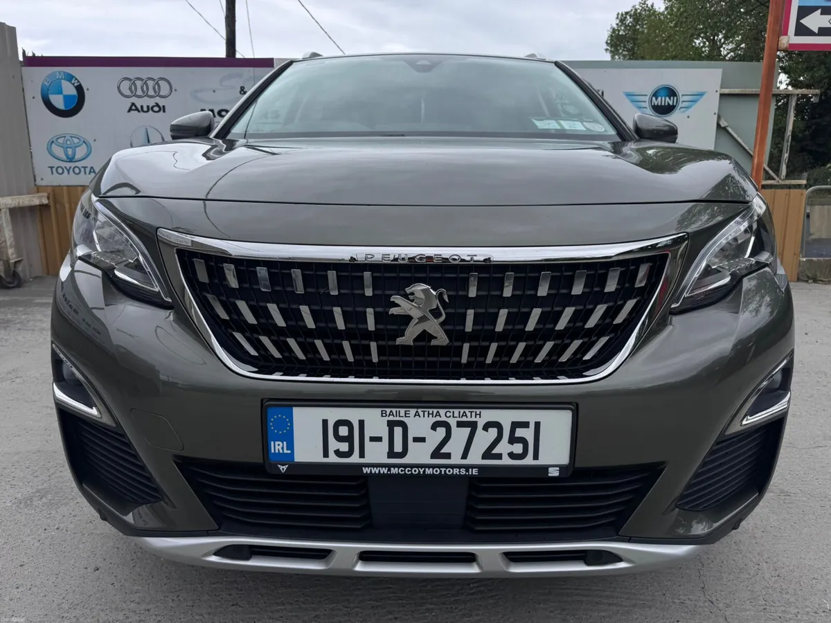 191 Peugeot 3008 1.2 PureTech 130bhp Allure - Image 6