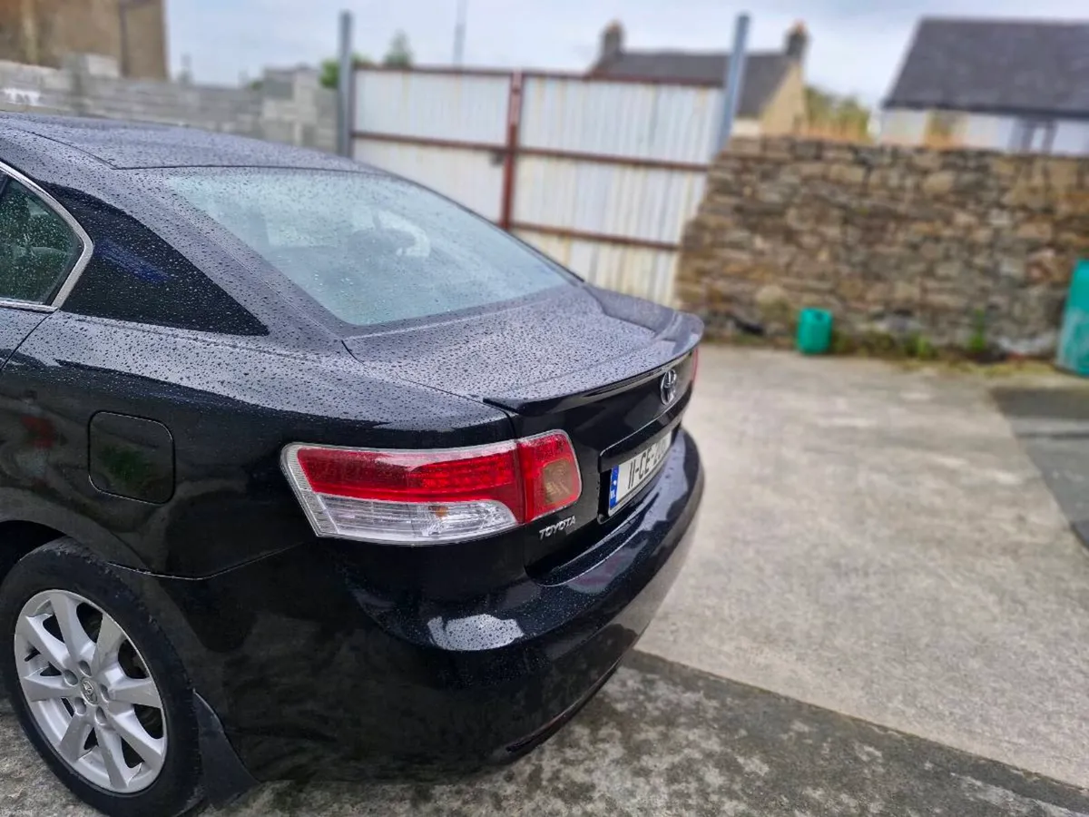 Toyota avensis - Image 3