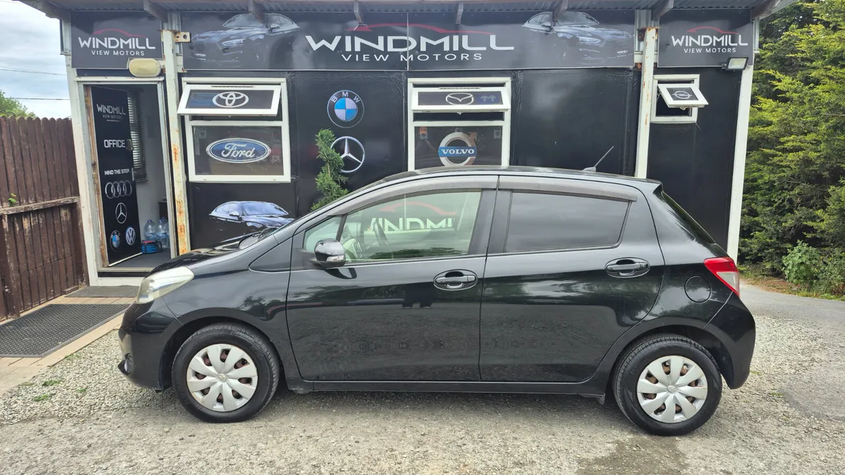 Toyota Vitz 2012 - Image 5