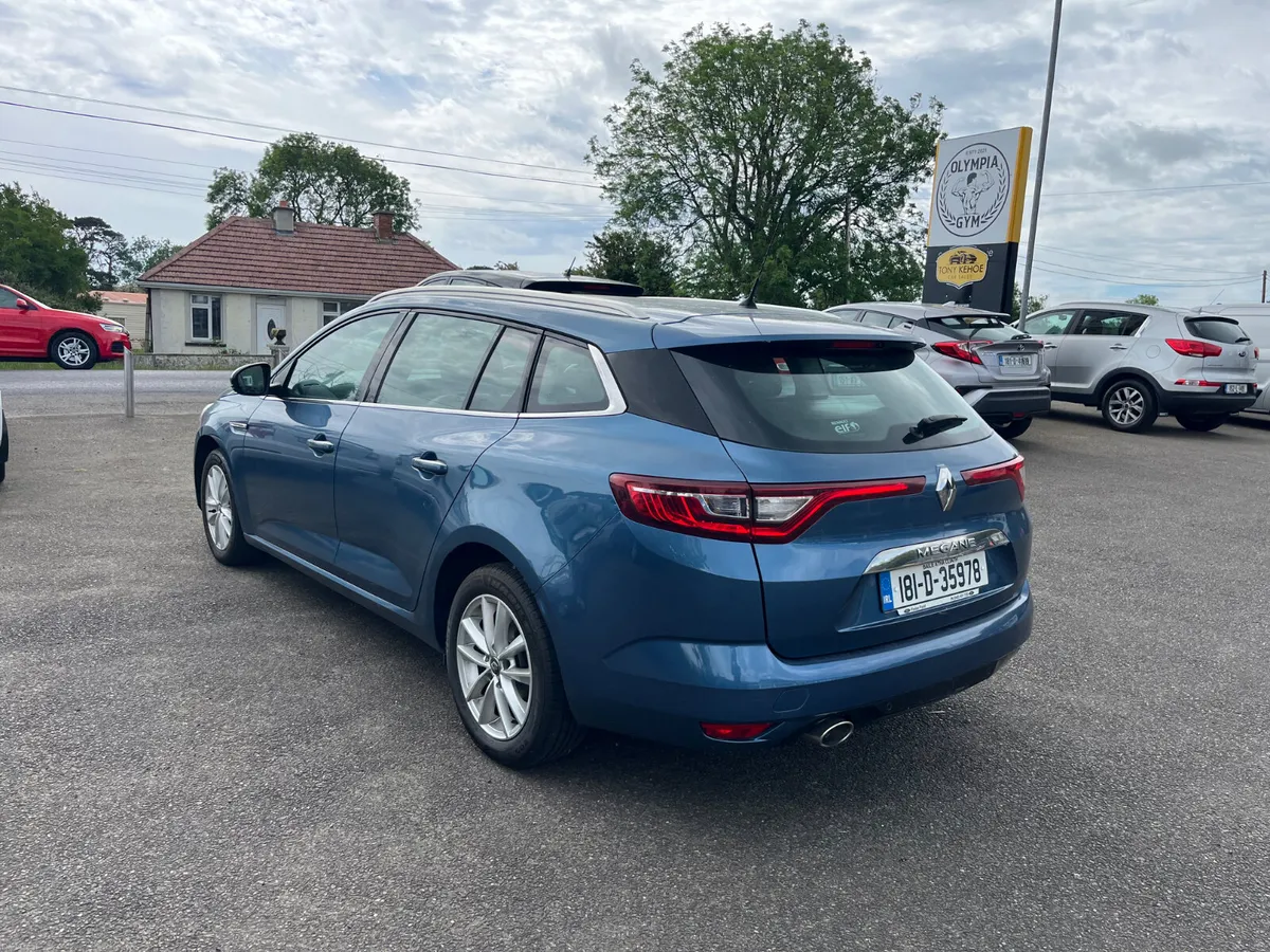 Renault Megane 2018 - Image 4