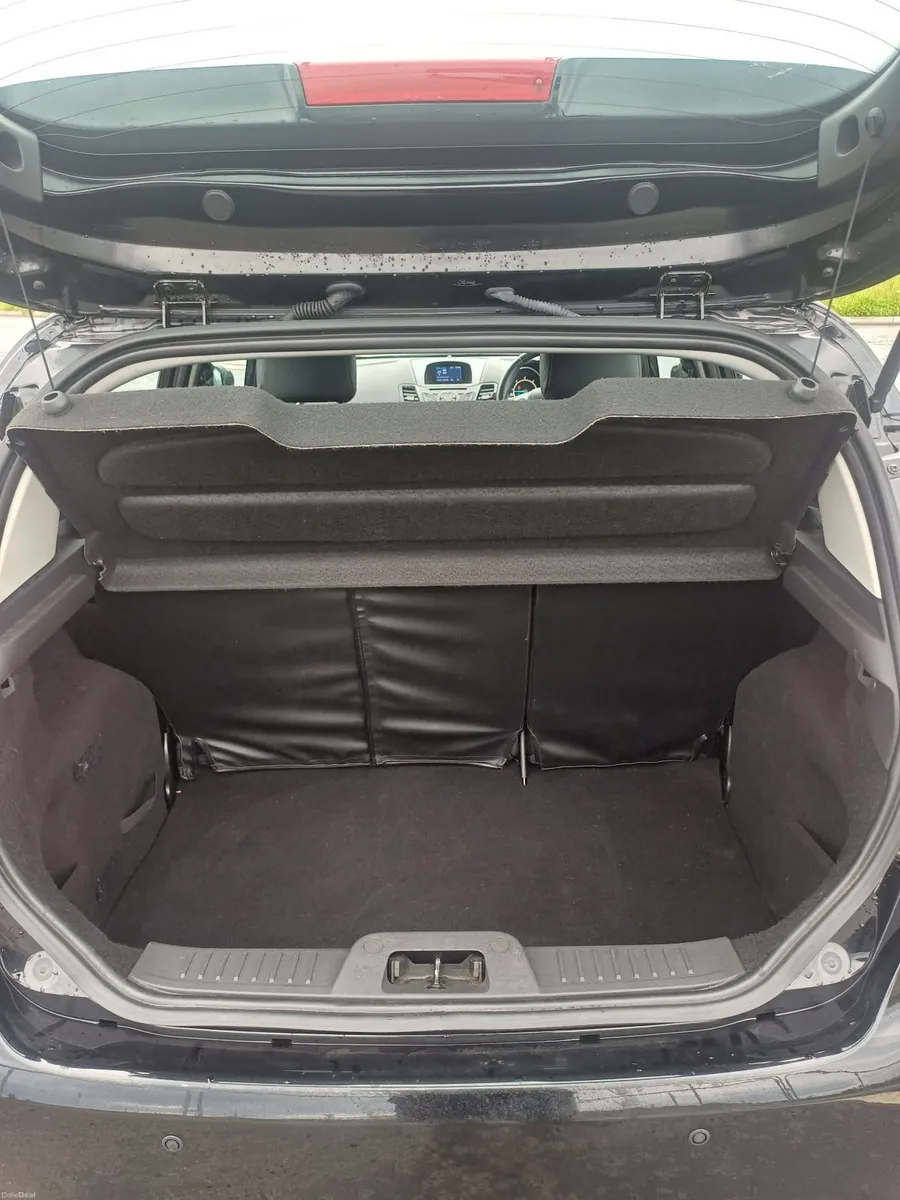 Ford Fiesta 2016 - Image 2