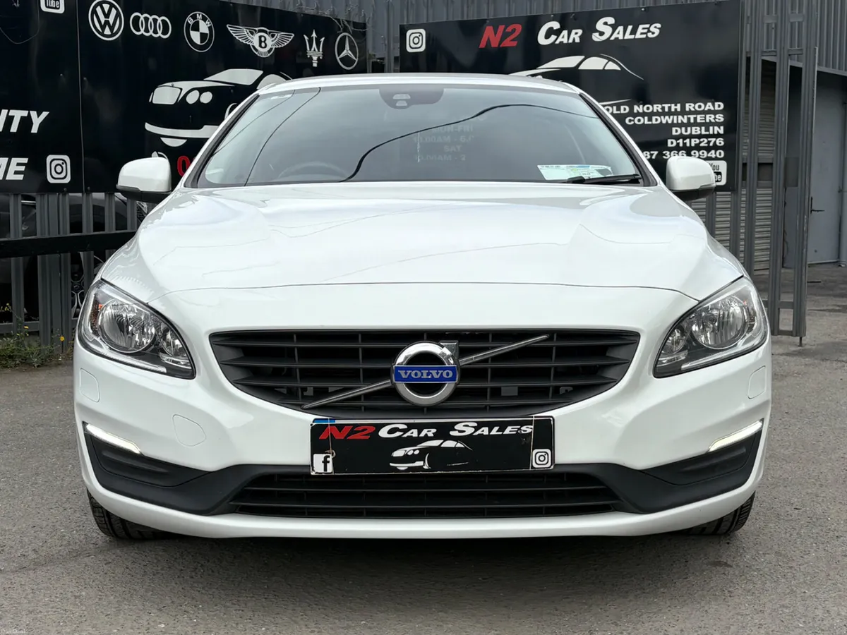 181 Volvo S60 2.0tdi, LOW MILES, NEW NCT, LUXURY - Image 2