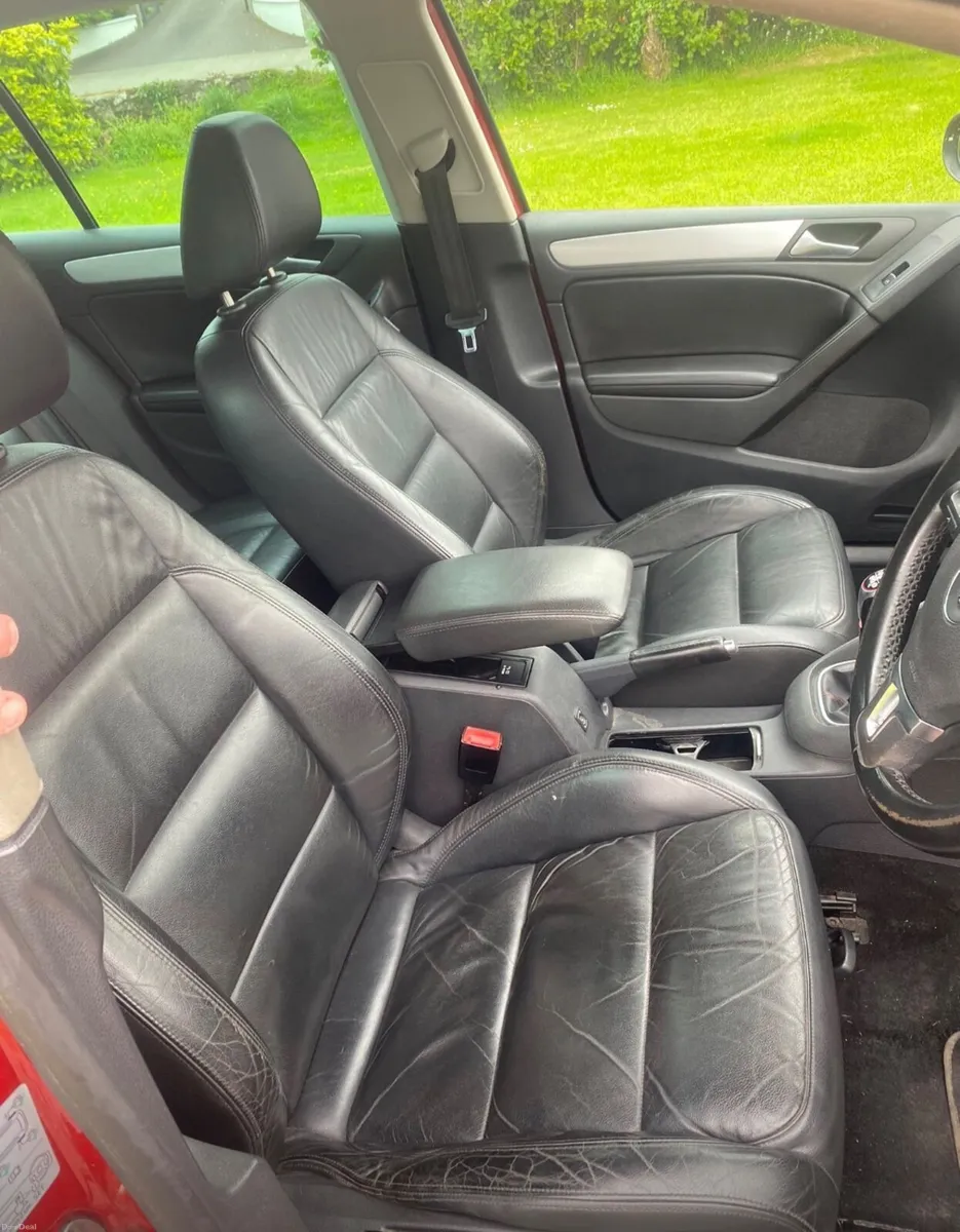 Volkswagen Golf 2010 - Image 6