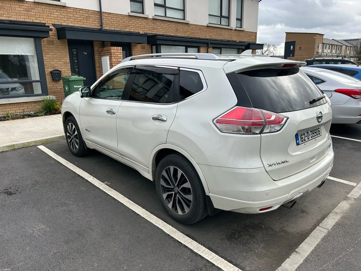 Nissan X-trail 2016 (5 seater Automatic) - Image 4