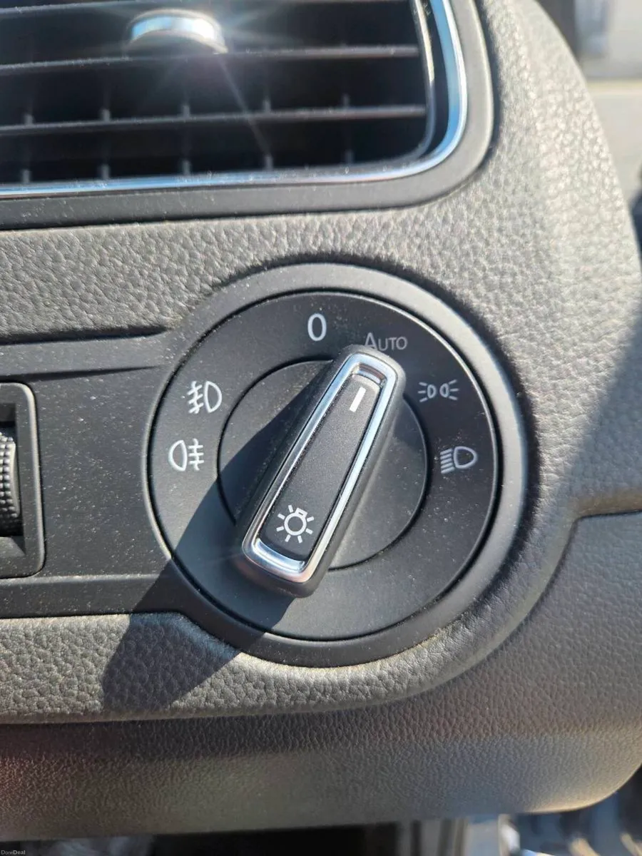 Volkswagen Polo - Image 4